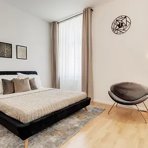  Apartament My Rubesova
