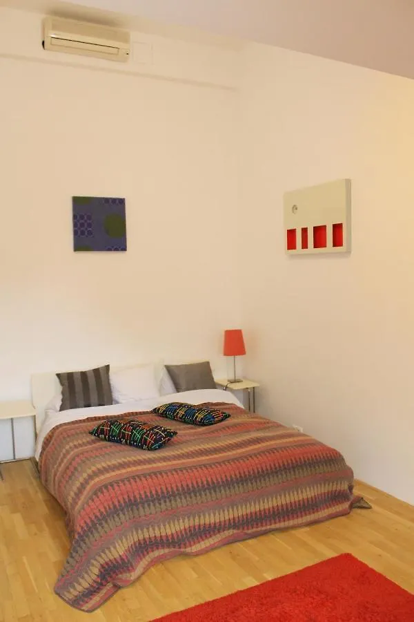 Beautiful Apartments In The City Center Praga